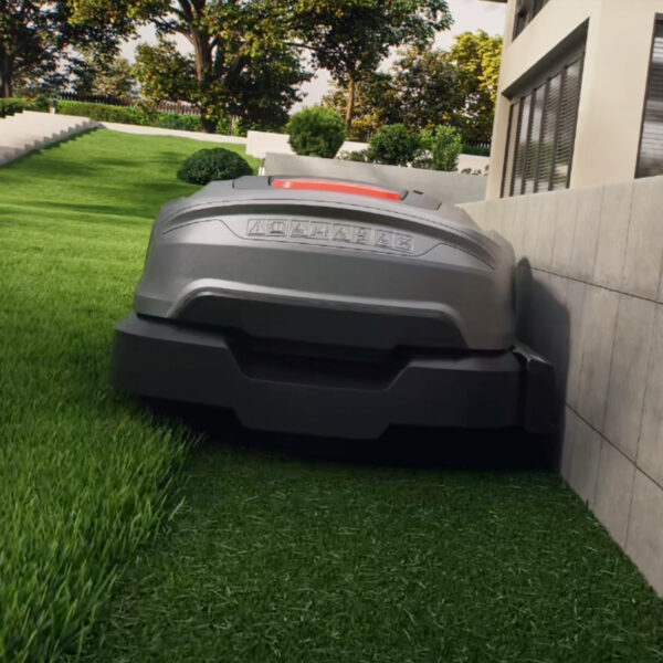 Sunseeker Elite Gen 2 robotmaaier - sfeerbeeld 4